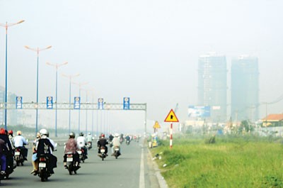 HCMC is under thick fog for the last three days (Photo: SGGP) HCMC is under thick fog for the last three days (Photo: SGGP)